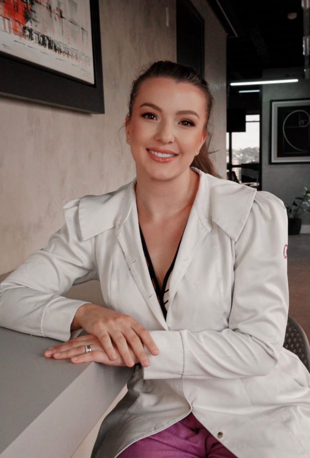 Dra. Talita Marochi - Especialista em Ortodontia